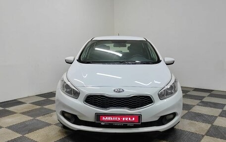 KIA cee'd III, 2013 год, 923 000 рублей, 2 фотография