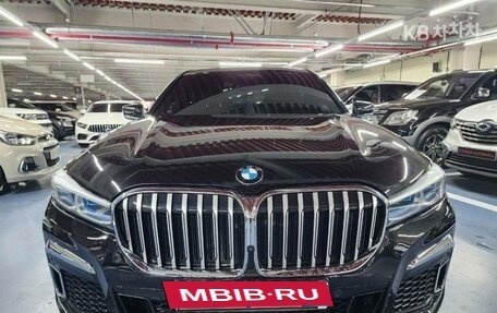 BMW 7 серия, 2021 год, 7 800 000 рублей, 2 фотография