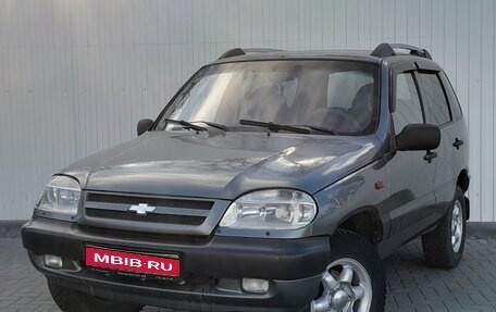 Chevrolet Niva I рестайлинг, 2005 год, 550 000 рублей, 1 фотография