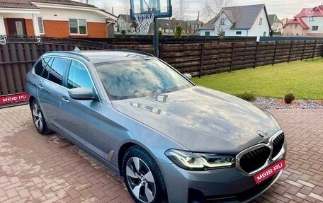 BMW 5 серия, 2021 год, 9 200 000 рублей, 1 фотография