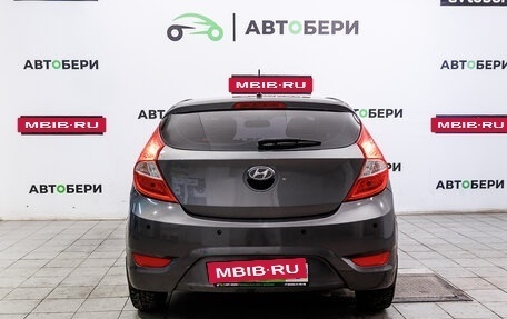 Hyundai Solaris II рестайлинг, 2011 год, 863 000 рублей, 4 фотография