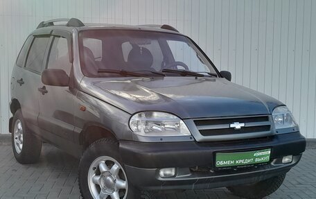 Chevrolet Niva I рестайлинг, 2005 год, 550 000 рублей, 2 фотография