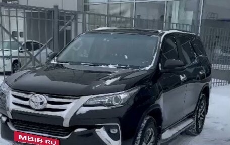 Toyota Fortuner II, 2018 год, 3 990 000 рублей, 2 фотография