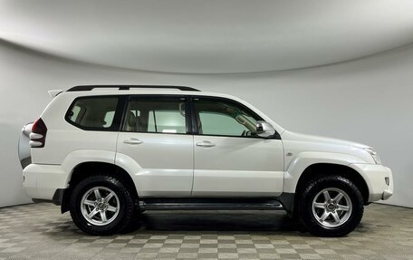 Toyota Land Cruiser Prado 120 рестайлинг, 2005 год, 1 799 000 рублей, 4 фотография