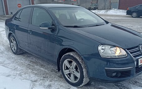 Volkswagen Jetta VI, 2008 год, 750 000 рублей, 6 фотография