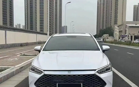 BYD Qin, 2021 год, 1 610 000 рублей, 2 фотография