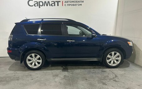 Mitsubishi Outlander III рестайлинг 3, 2011 год, 1 300 000 рублей, 9 фотография