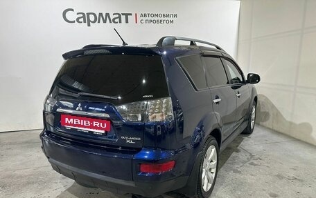 Mitsubishi Outlander III рестайлинг 3, 2011 год, 1 300 000 рублей, 8 фотография