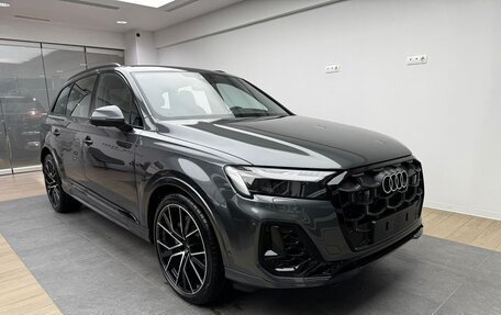 Audi Q7, 2023 год, 16 500 000 рублей, 3 фотография