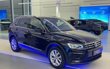 Volkswagen Tiguan II, 2017 год, 2 325 000 рублей, 3 фотография