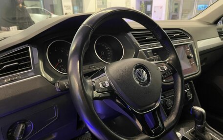 Volkswagen Tiguan II, 2017 год, 2 325 000 рублей, 10 фотография