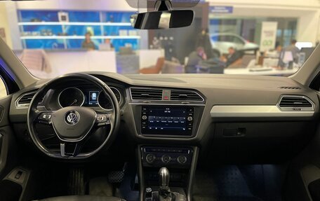 Volkswagen Tiguan II, 2017 год, 2 325 000 рублей, 11 фотография