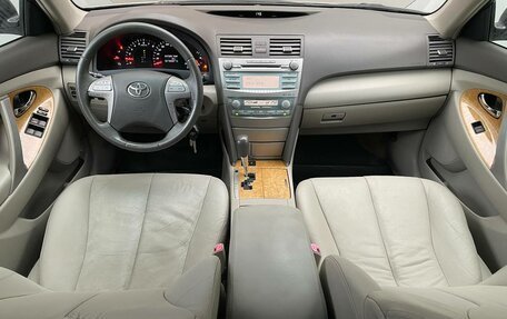 Toyota Camry, 2007 год, 990 000 рублей, 11 фотография