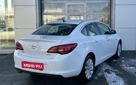 Opel Astra J, 2013 год, 990 000 рублей, 5 фотография