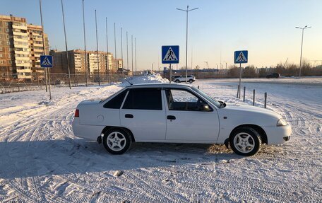 Daewoo Nexia I рестайлинг, 2010 год, 260 000 рублей, 4 фотография