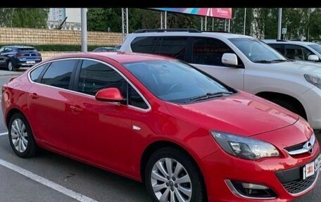 Opel Astra J, 2014 год, 1 250 000 рублей, 5 фотография