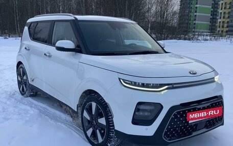 KIA Soul III, 2021 год, 2 200 000 рублей, 2 фотография