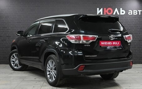 Toyota Highlander III, 2014 год, 3 500 000 рублей, 4 фотография