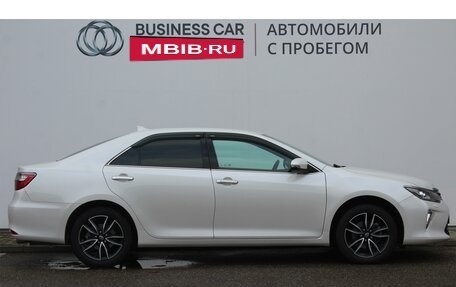 Toyota Camry, 2018 год, 2 850 000 рублей, 6 фотография