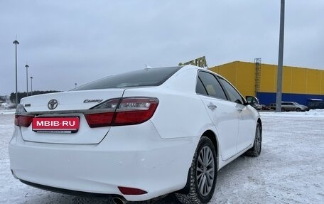 Toyota Camry, 2017 год, 2 350 000 рублей, 9 фотография