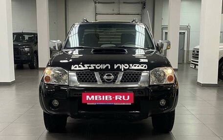 Nissan NP300, 2013 год, 1 345 000 рублей, 6 фотография