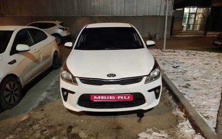 KIA Rio IV, 2018 год, 1 000 000 рублей, 12 фотография