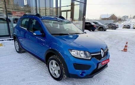 Renault Sandero II рестайлинг, 2016 год, 1 077 000 рублей, 3 фотография