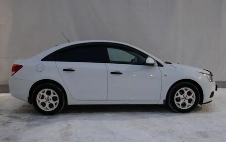 Chevrolet Cruze II, 2011 год, 689 000 рублей, 7 фотография