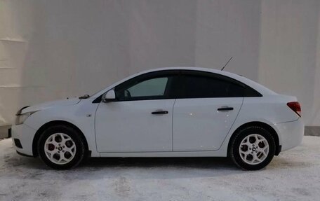 Chevrolet Cruze II, 2011 год, 689 000 рублей, 8 фотография