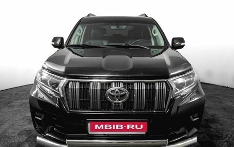 Toyota Land Cruiser Prado 150 рестайлинг 2, 2019 год, 6 300 000 рублей, 2 фотография