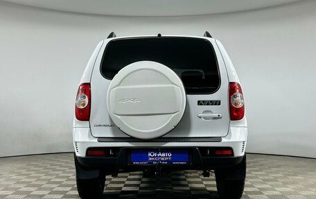 Chevrolet Niva I рестайлинг, 2017 год, 855 250 рублей, 5 фотография