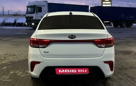 KIA Rio IV, 2018 год, 1 050 000 рублей, 6 фотография