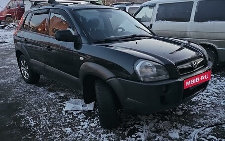 Hyundai Tucson III, 2008 год, 845 000 рублей, 2 фотография