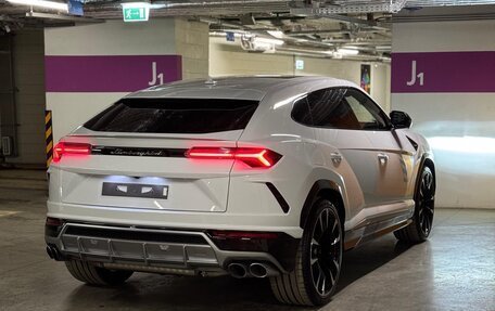 Lamborghini Urus I, 2021 год, 29 000 000 рублей, 4 фотография