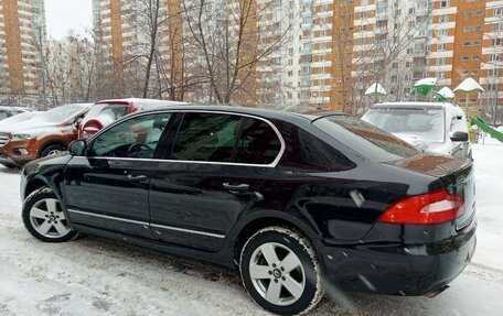 Skoda Superb III рестайлинг, 2011 год, 950 000 рублей, 14 фотография