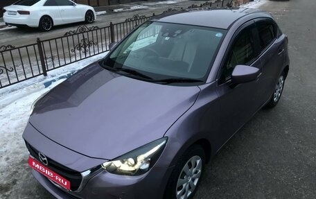 Mazda Demio IV, 2015 год, 850 000 рублей, 2 фотография