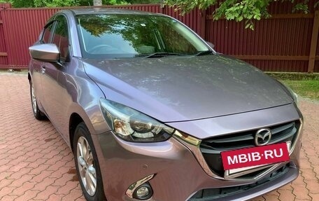 Mazda Demio IV, 2015 год, 850 000 рублей, 15 фотография