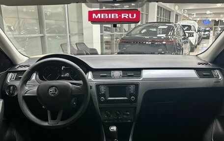 Skoda Rapid I, 2017 год, 1 215 000 рублей, 12 фотография