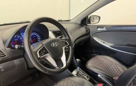 Hyundai Solaris II рестайлинг, 2012 год, 925 000 рублей, 12 фотография