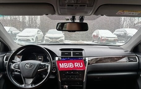 Toyota Camry, 2016 год, 1 830 000 рублей, 10 фотография