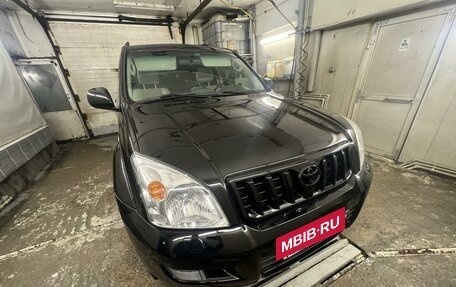 Toyota Land Cruiser Prado 120 рестайлинг, 2008 год, 3 000 000 рублей, 12 фотография