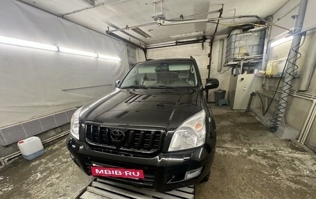 Toyota Land Cruiser Prado 120 рестайлинг, 2008 год, 3 000 000 рублей, 13 фотография