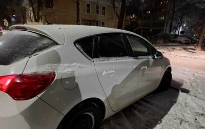 Opel Astra J, 2013 год, 830 000 рублей, 1 фотография