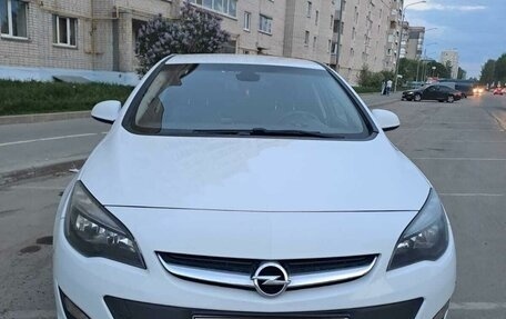 Opel Astra J, 2013 год, 830 000 рублей, 2 фотография