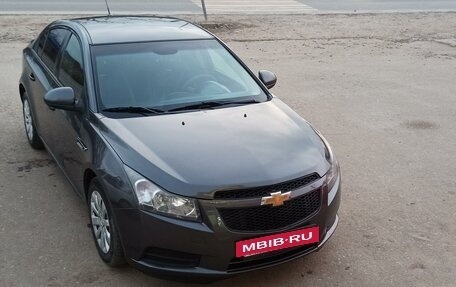 Chevrolet Cruze II, 2012 год, 709 000 рублей, 3 фотография