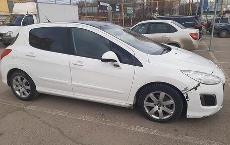 Peugeot 308 II, 2011 год, 570 000 рублей, 3 фотография