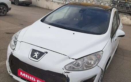 Peugeot 308 II, 2011 год, 570 000 рублей, 2 фотография