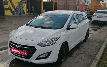 Hyundai i30 II рестайлинг, 2016 год, 1 300 000 рублей, 3 фотография