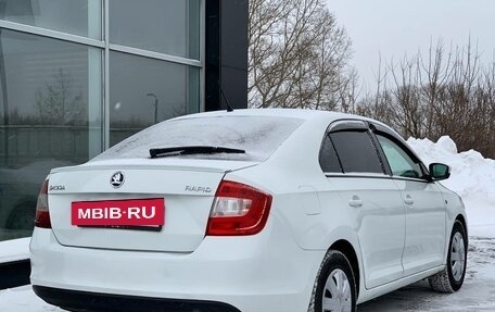 Skoda Rapid I, 2015 год, 780 000 рублей, 10 фотография