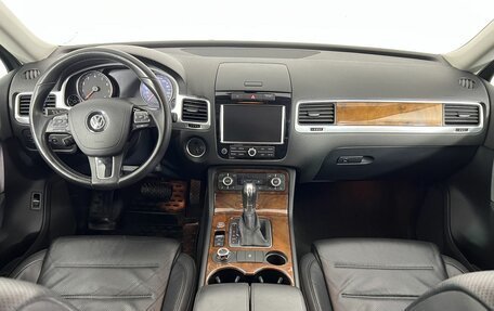 Volkswagen Touareg III, 2013 год, 2 299 000 рублей, 7 фотография